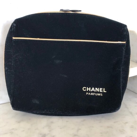 CHANEL Black Velvet Double Zip Top Clutch Cosmetics Parfums Bag - Picture 11 of 17